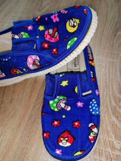 Papučky angry birds, 27