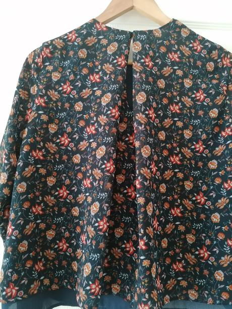 Kvetovaná blúzka, orsay,38
