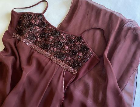 Dlhé spoločenské šaty so štólou v. 38, 38