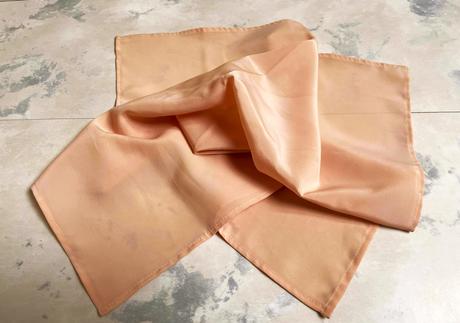 Marhuľová šatka na krk, l