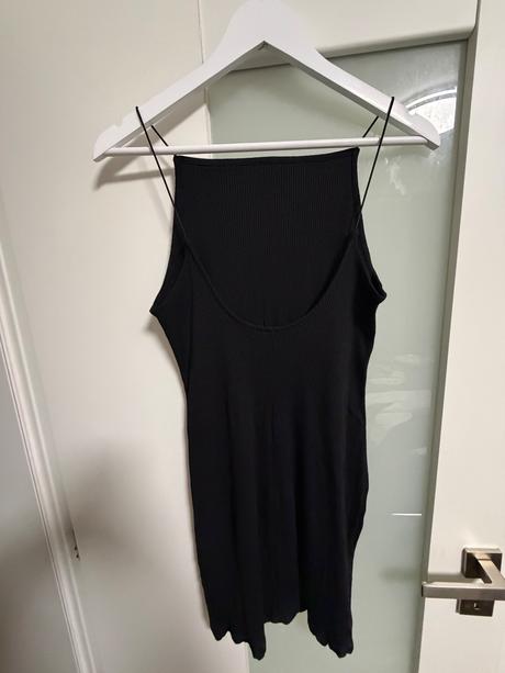 Čierne slim šaty, h&m,m
