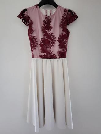 Spoločenské šaty,