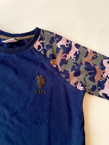 Mikina polo, čierna s koňmi na rukávoch, 7-8 r., u.s. polo assn.,128