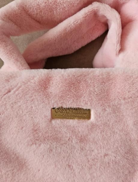 Huňata taška carolina hererra, 