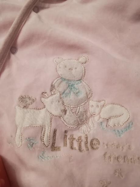 Dievčenský overal, 68