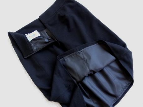 Dve dámske sukne vo veľ.m / 40, m