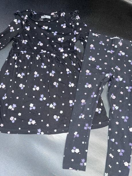 Legíny a šaty, sinsay,110