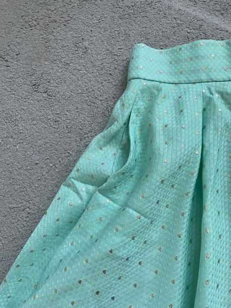 Elegantna matova sukna, orsay,s