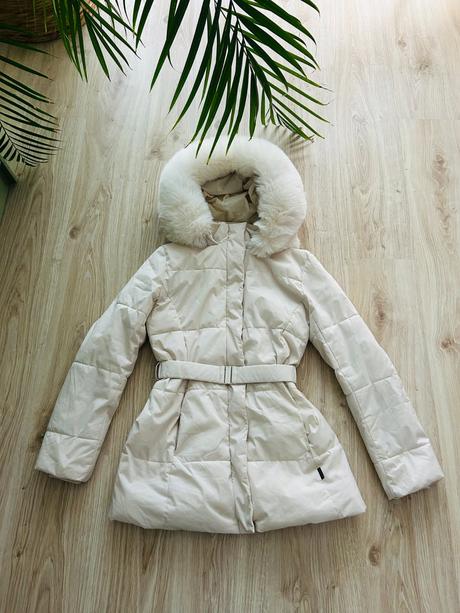 Nádherná bunda značky oysho, pc 122,99 eur, m
