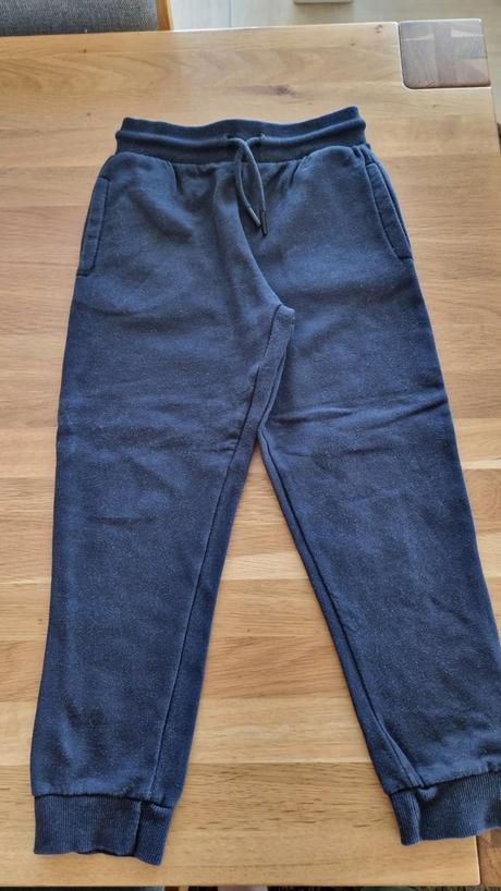 Tepláky hrubšie, 134