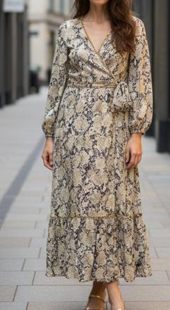 Pekné lahulinké šaty, m