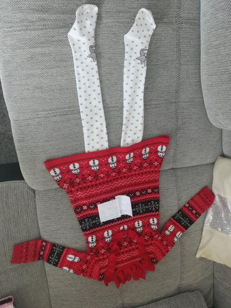 Roztomilé vianočné pletené šaty s pancuskami, next,110