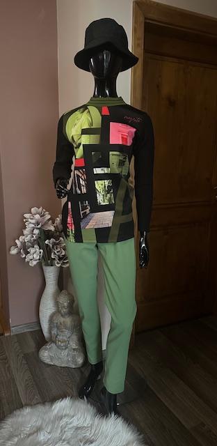 Čierny top s farebným vzorom zn. magenta, l / m