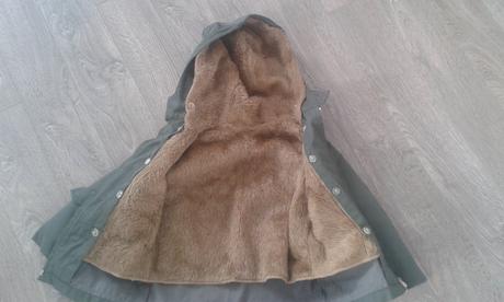 Krasna olivovo zelena bunda, 92