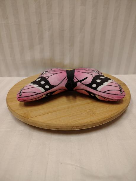 Plyšový ružovo čierny motýľ, 22 cm,