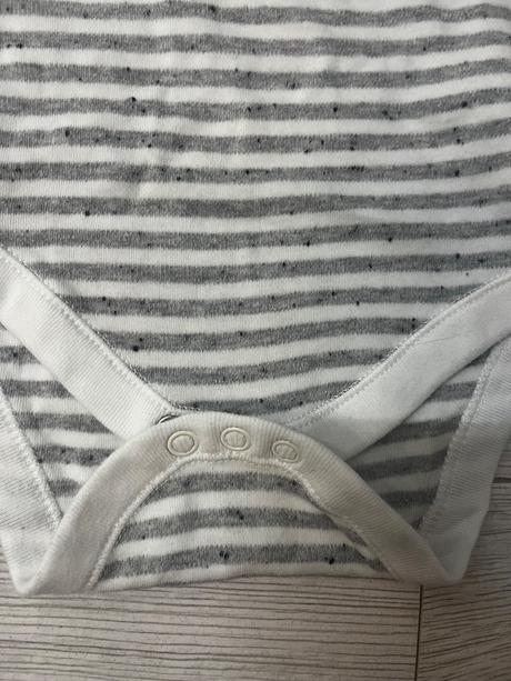 Balík vzorovaných dlhorukavovych body, f&f,74