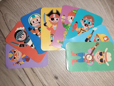 Magnetická knižka kostýmy,