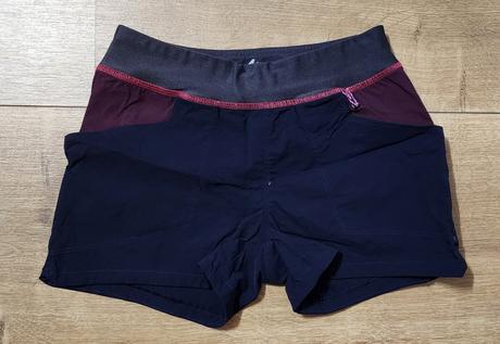 Outdoorové šortky, decathlon,146