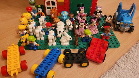 Lego duplo - kocky z asi 8mich lieg dokopy,