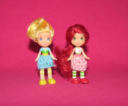 Malé bábiky z rozprávky o jahôdke, 