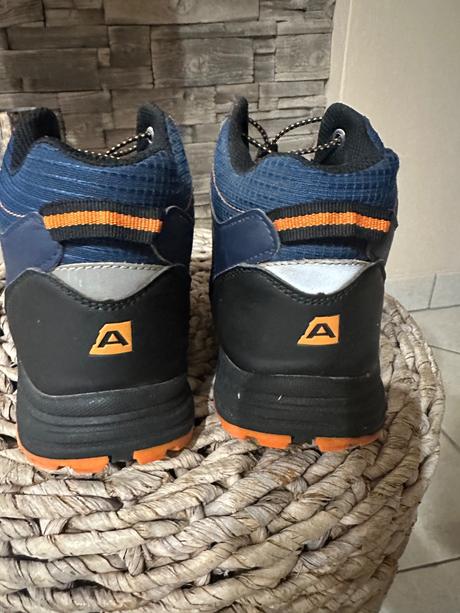 Turistická obuv, alpine pro,37