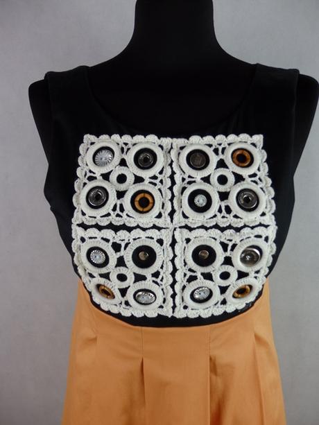 Kvalitné originálne šaty, 34