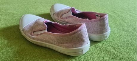 Trblietavé plátenky, 36