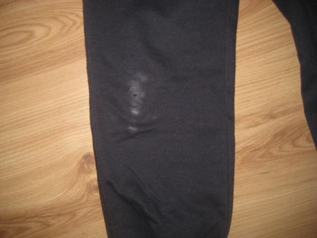 Tepláky, cena s poštovným, 122