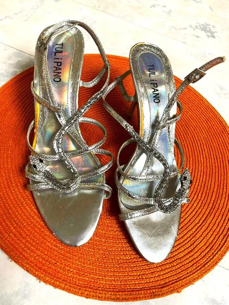 Strieborné sandálky, 40