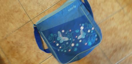 Taška cez rameno, wings