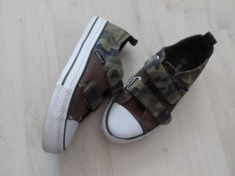 Maskáčové tenisky č.33, 33