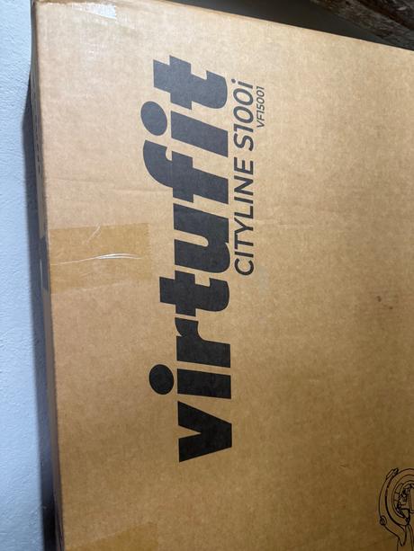 Zabalená elektricka kolobezka, 