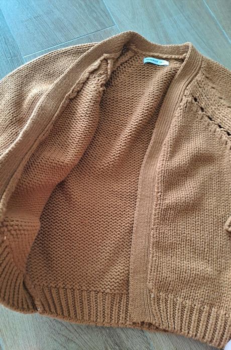 Cardigan, reserved,110