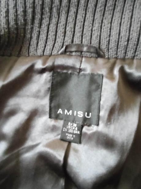 Krásna a teplučká vesta, amisu,164