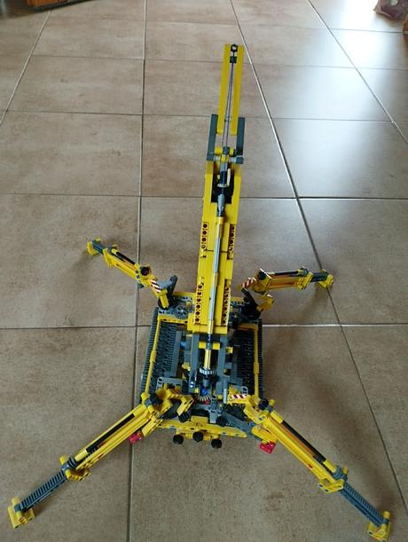 Lego technic žeriav, 