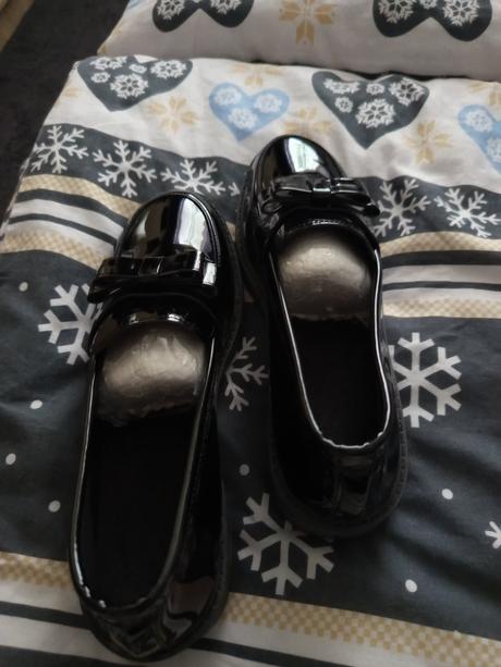 Nové topánky-mokasíny, 39