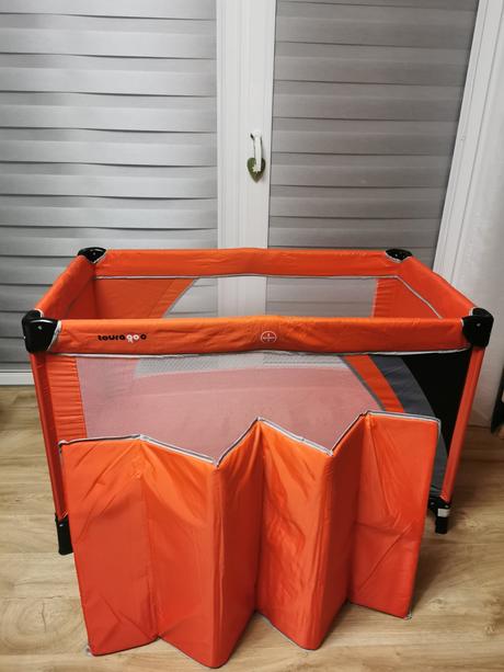 Prenosná postieľka touragoo s matracom, šírka (cm): 60,dĺžka (cm): 120