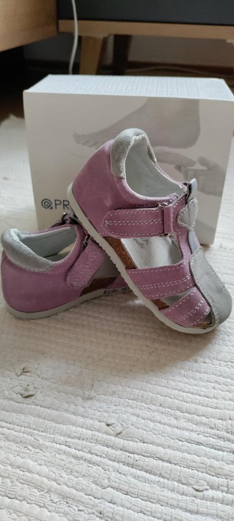 Prezuvky, papuče, protetika,26