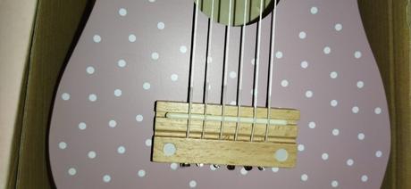 Ružová gitarka jabadabado, 