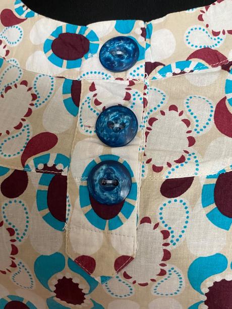 Urban behaviour - blúzka, m