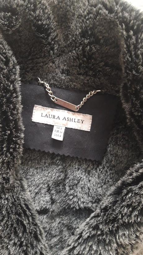 Kožušinková vesta s, laura ashley,s