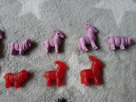 Plastové zvieratká,