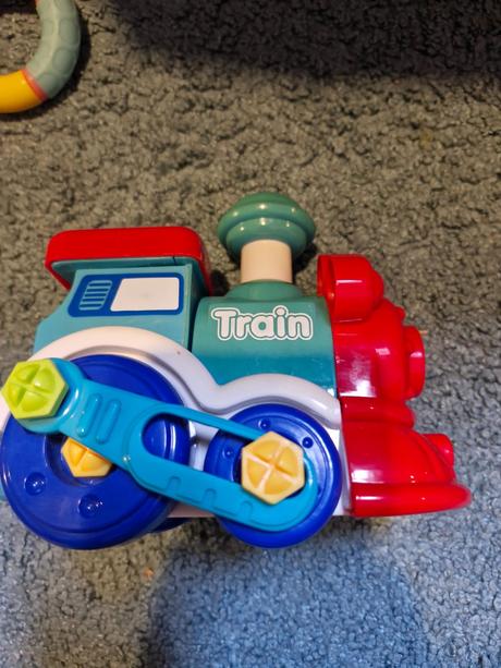 Vláčik srubovací, 