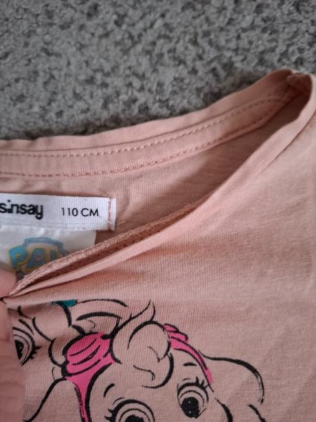 Šaty top stav, lupilu,110