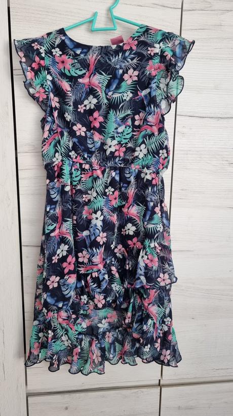 Šaty  top stav, kik,122