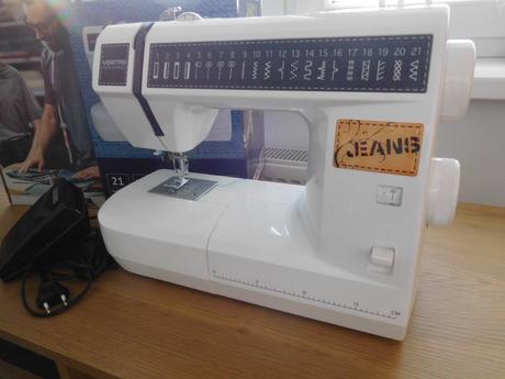 Šijací stroj veritas jeans,, 