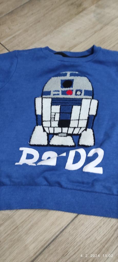 Balík mikiny, 104–116