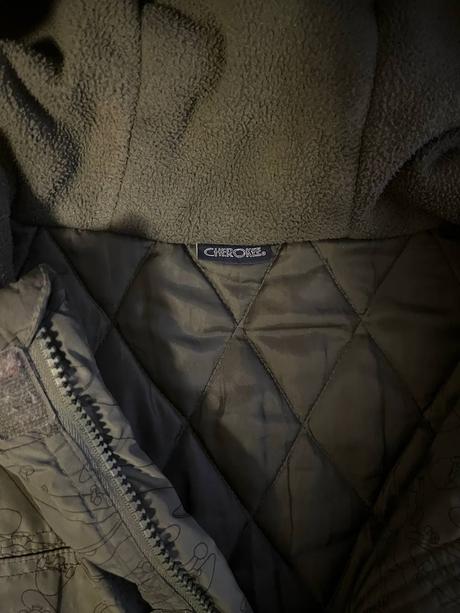 Vetrovka, cherokee,146