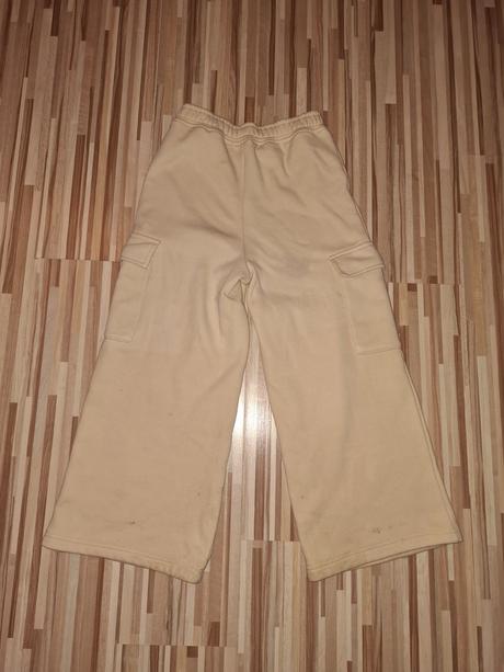 Teplákové kapsače, sinsay,140