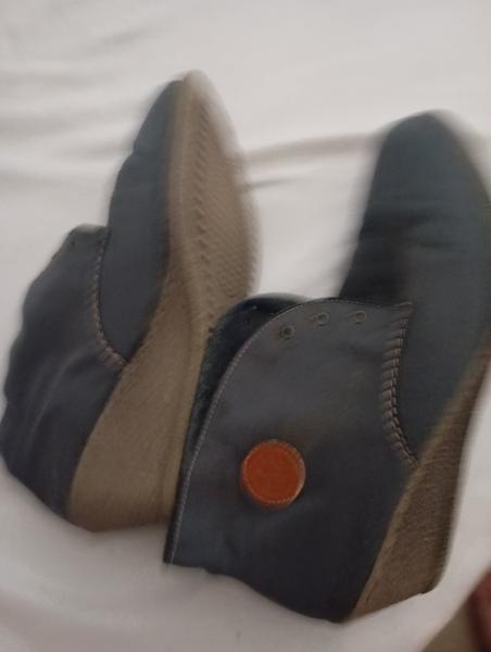 Zle vyprané kotníčky